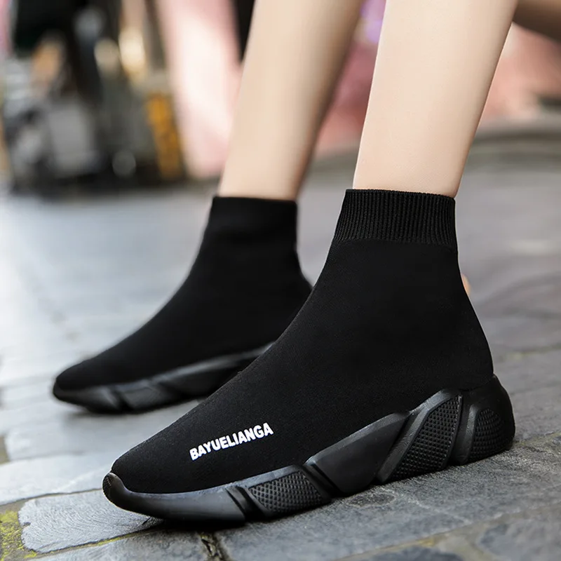 

2022 New Women and Men Sneakers Women Tennis Shoes Breathable Mesh Female Sock Footwear Outdoor Sports Shoes Casual Couples Shoe