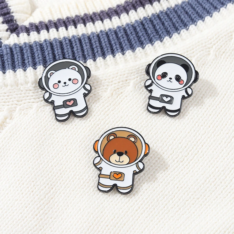 

Stylish Panda Brown Bear Metal Brooches Simple All-match Animal Astronaut Enamel Pin Bag Badge Cartoon Cute Jewelry Pins