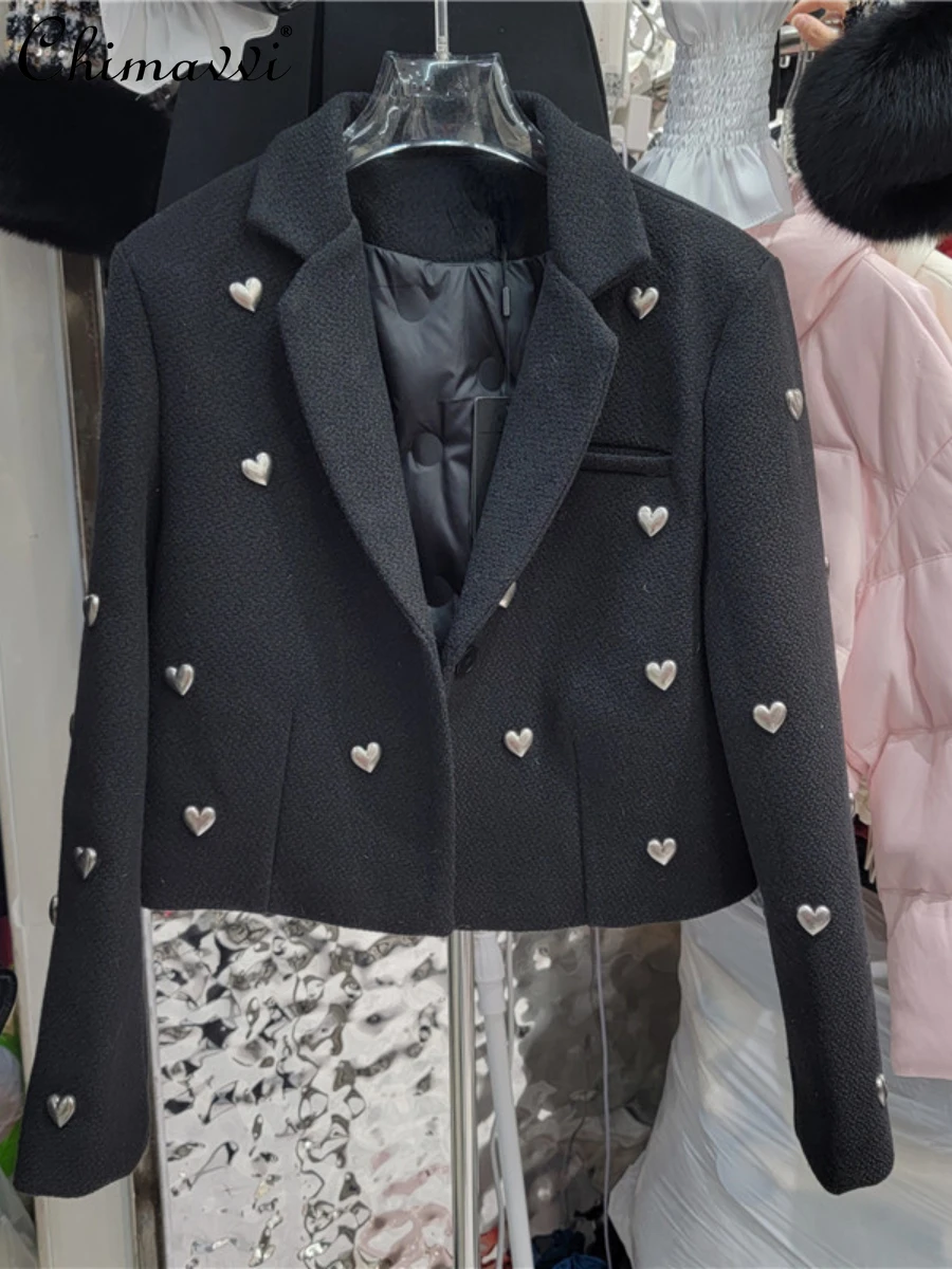 

Черное пальто для женщин, новинка зимы 2023, модное короткое теплое утепленное пуховое пальто с надписью Love, Темпераментная Женская куртка