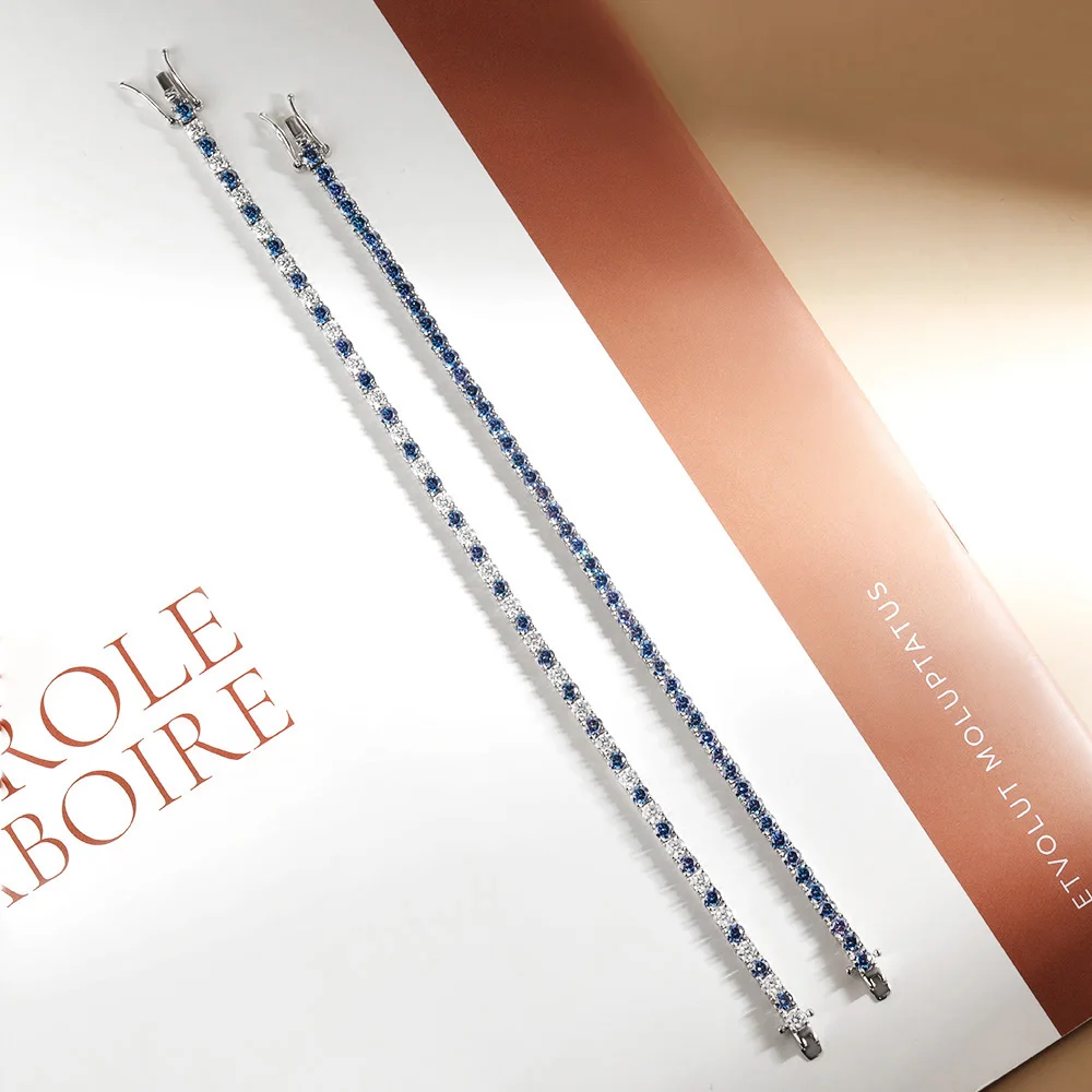 Браслет унисекс из серебра 925 пробы с голубым муассанитом 3/5 мм