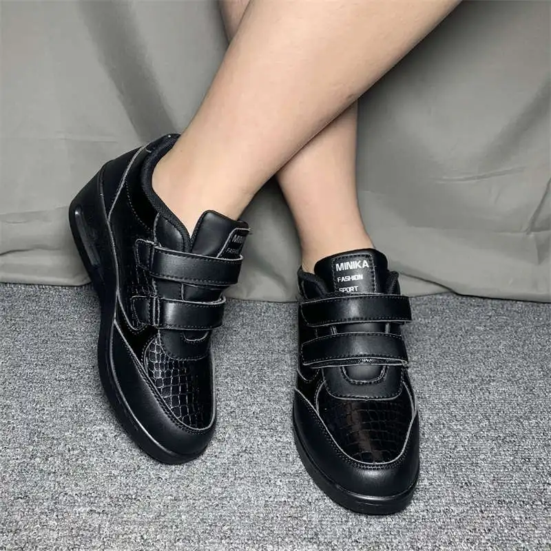 

Running Sneakers Original Brand Tennis Sports Sneakers For Women Red Lights Sneakers Women's Sport Shoes On The Platform Tennis