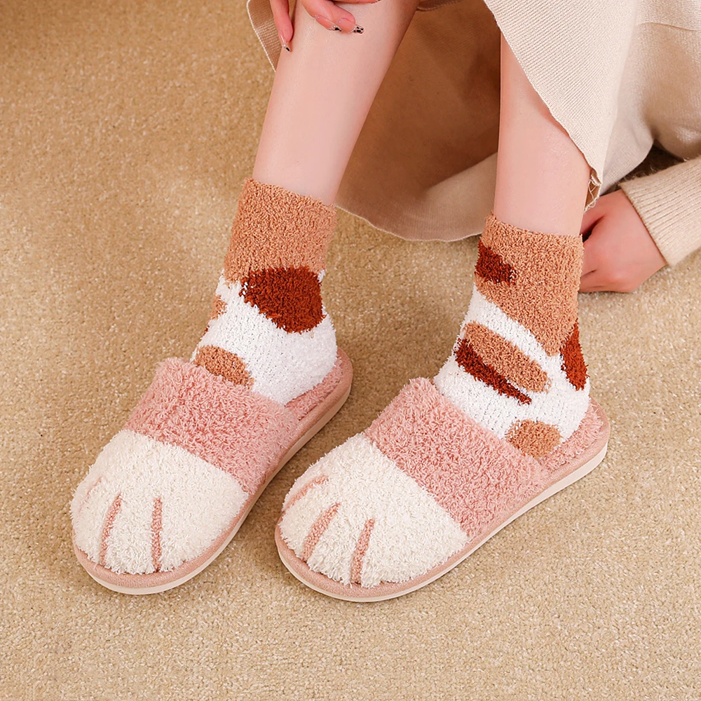 Winter Cute Cat Paw Designer House Women Fur Slippers Floor Mute Bedroom Lovers Warm Plush Shoes Indoor Ladies Fluffy Slides
