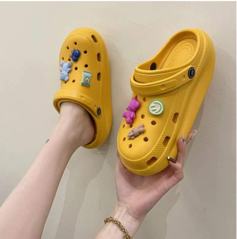 

Summer Girl Beach Slippers Cute Candy Hole Shoes Soft Foam Clogs Slides Women Casual Flat Garden Sandals Ladies