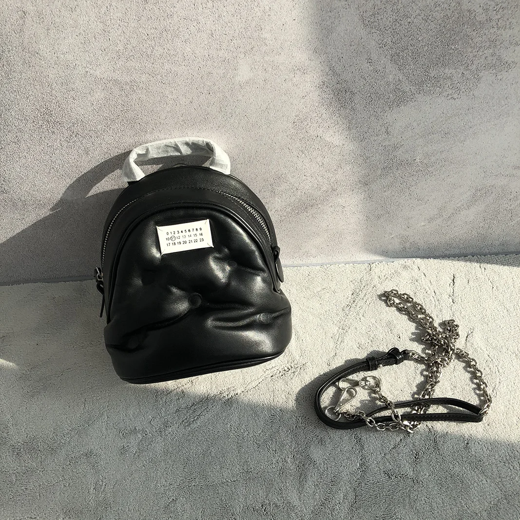 Рисунок 6 - Женский рюкзак из овечьей кожи