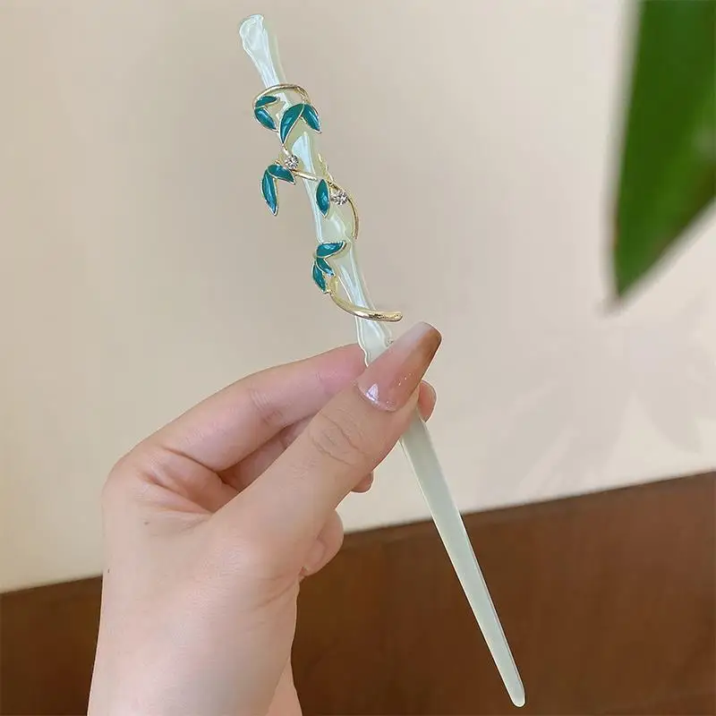 Jade hairpin, antique style, high-end sense, simple bamboo hairpin, summer accessories, crowns for women