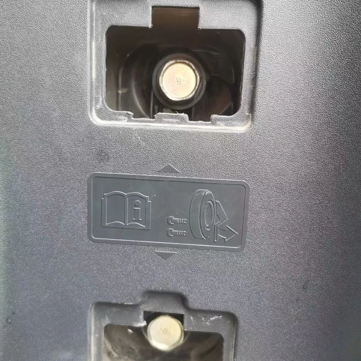 Колесный винт для Mitsubishi Paiero MU001081 (art.: 3920c73ca553b) - 3920c73ca553b