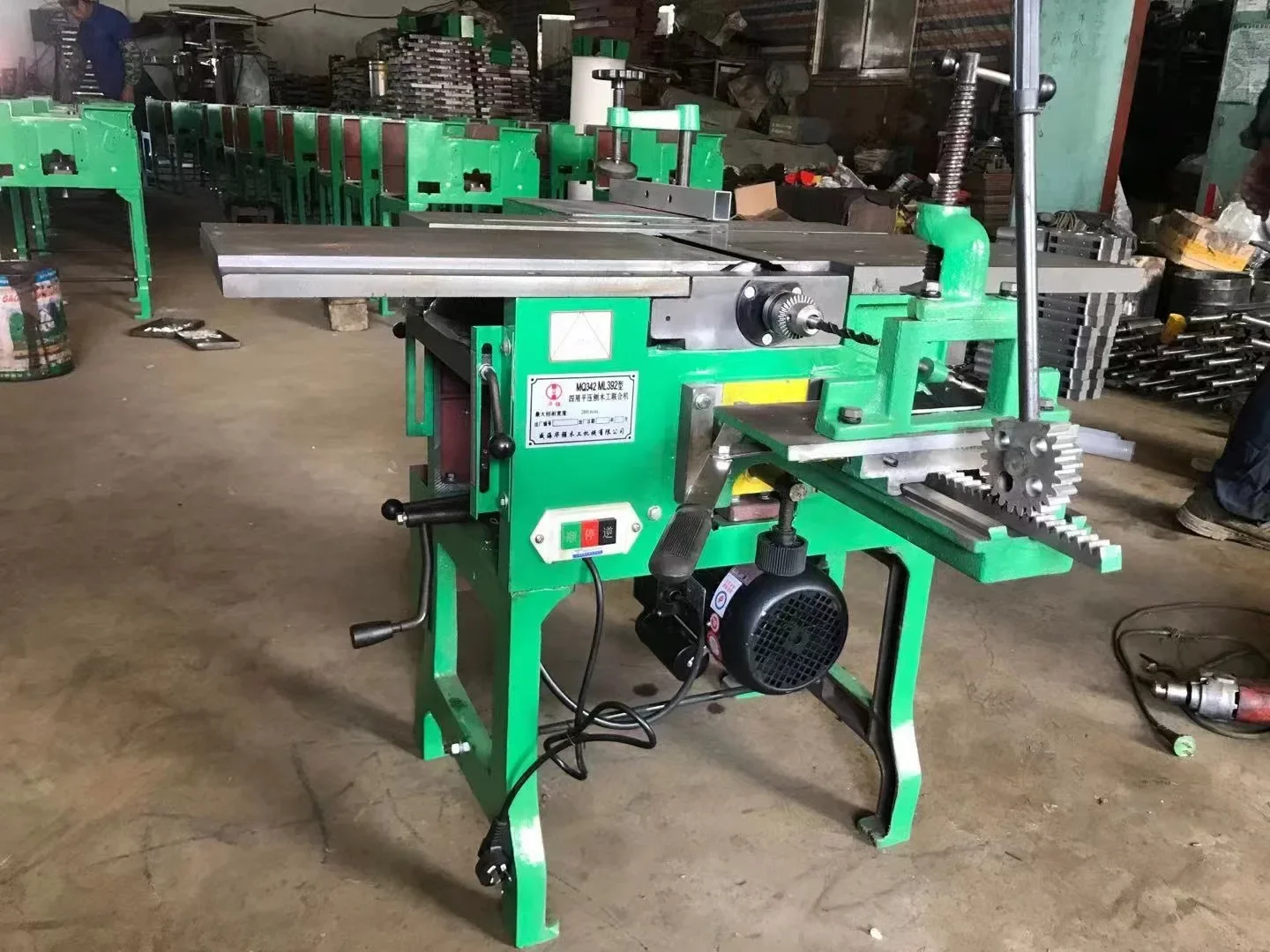 Электрический рубчик для дерева прямой конический зубчатый пресс расточный