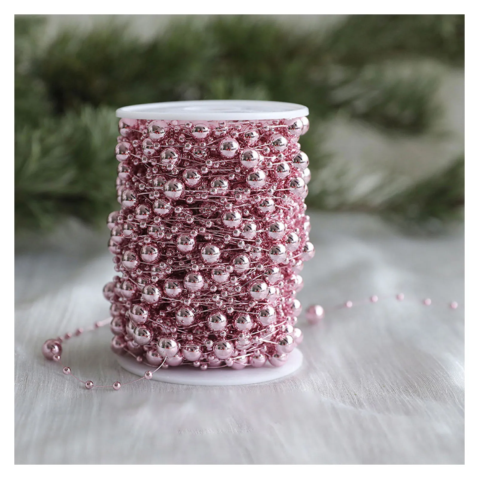 

Рождественская гирлянда из золотых бусин IMNT