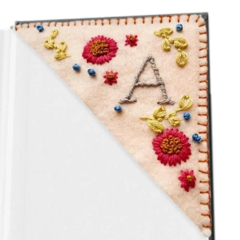 

Книжная угловая Закладка, войлочные треугольные закладки, книжные аксессуары для чтения для влюбленных, весна, лето, осень и зима, вышивка