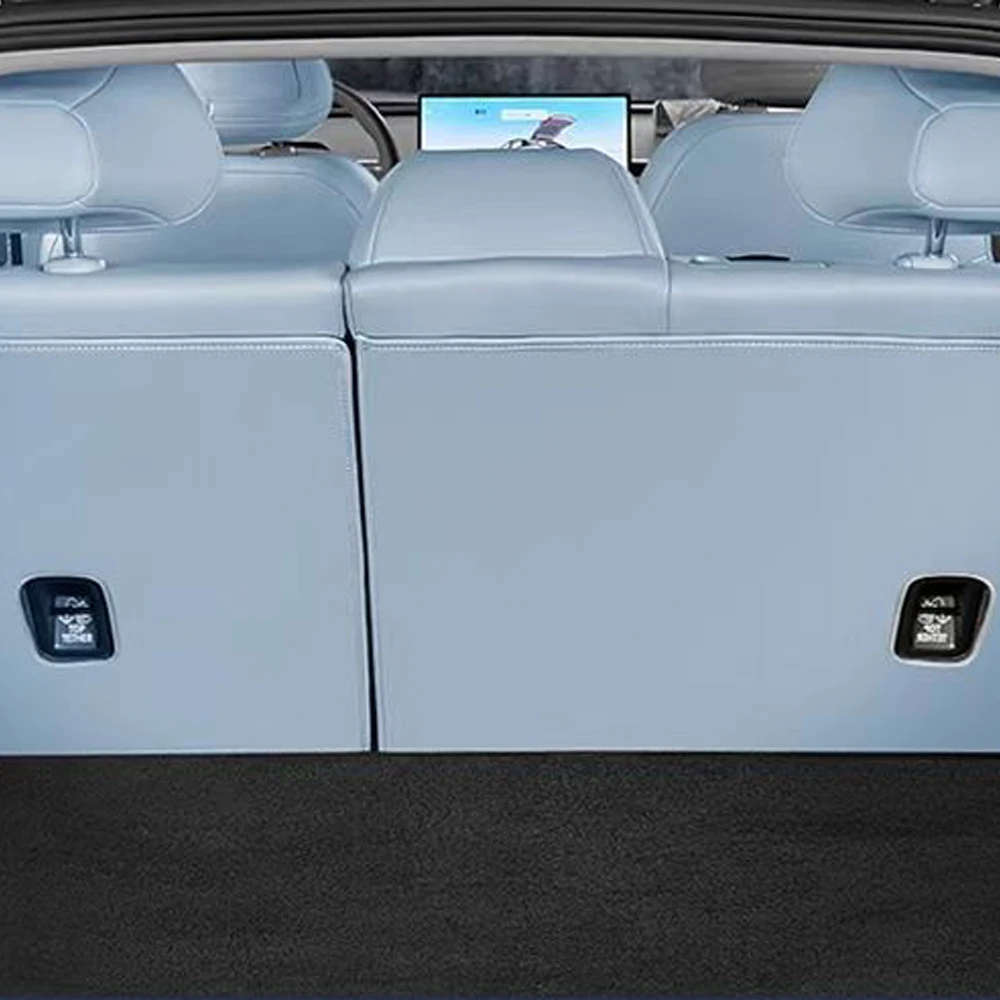 Защитная накладка на спинку автомобильного сиденья второй ряд устойчивая к