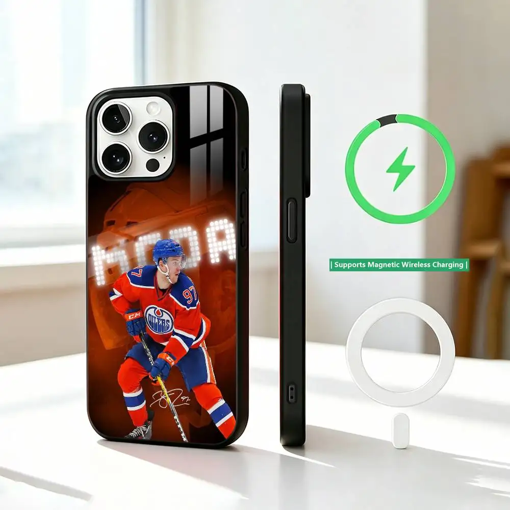 Фото Чехол для телефона Hockey C-Connor McDavid для iPhone 17, 16, 15, 14, 13, 12, 11 Plus, Pro с поддержкой магнитной беспроводной зарядки №3