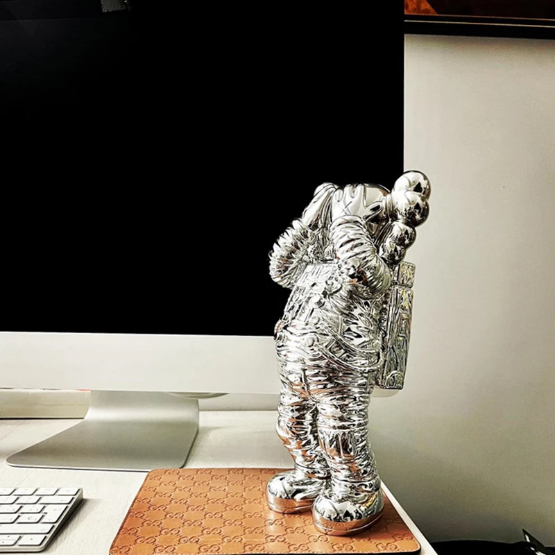 Electroplate Astronaut Sculpture Trendy Ornaments Home Decorative Figures Figurine Nordic Handicraft Statue Gifts Room Decor |