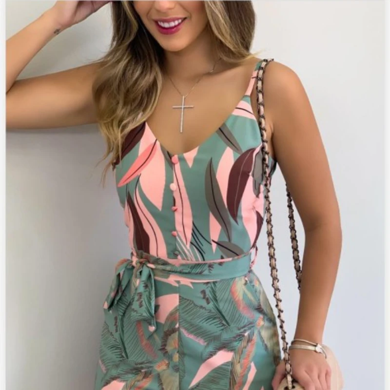 

Женские шифоновые шорты с V-образным вырезом и принтом листьев