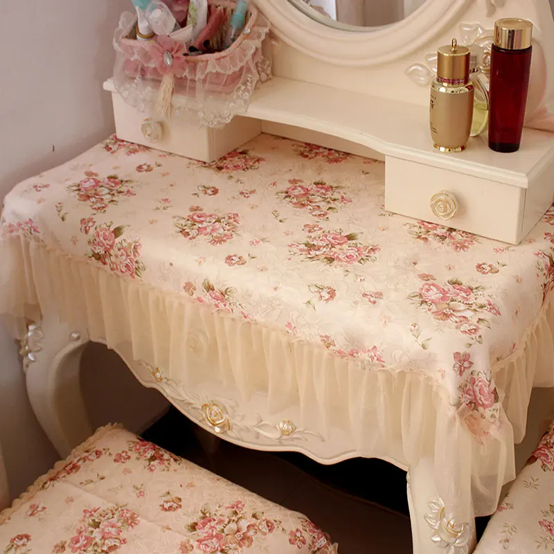 

Korean Bedside Jacquard Tablecloth Lace Mesh Princess Bedroom Decor Romantic Wedding Desk Cover Cute Table Cover Dust Proof