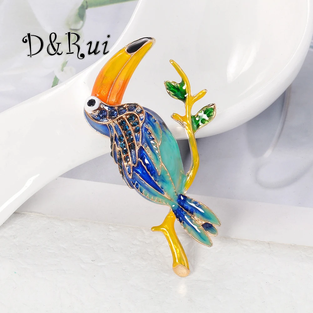 

D&Rui Exquisite Parrot Lapel Pins Rhinestone Shining Animal Jewelry Party Casual Brooches Funny Gifts Women Stylish Brooch 2023