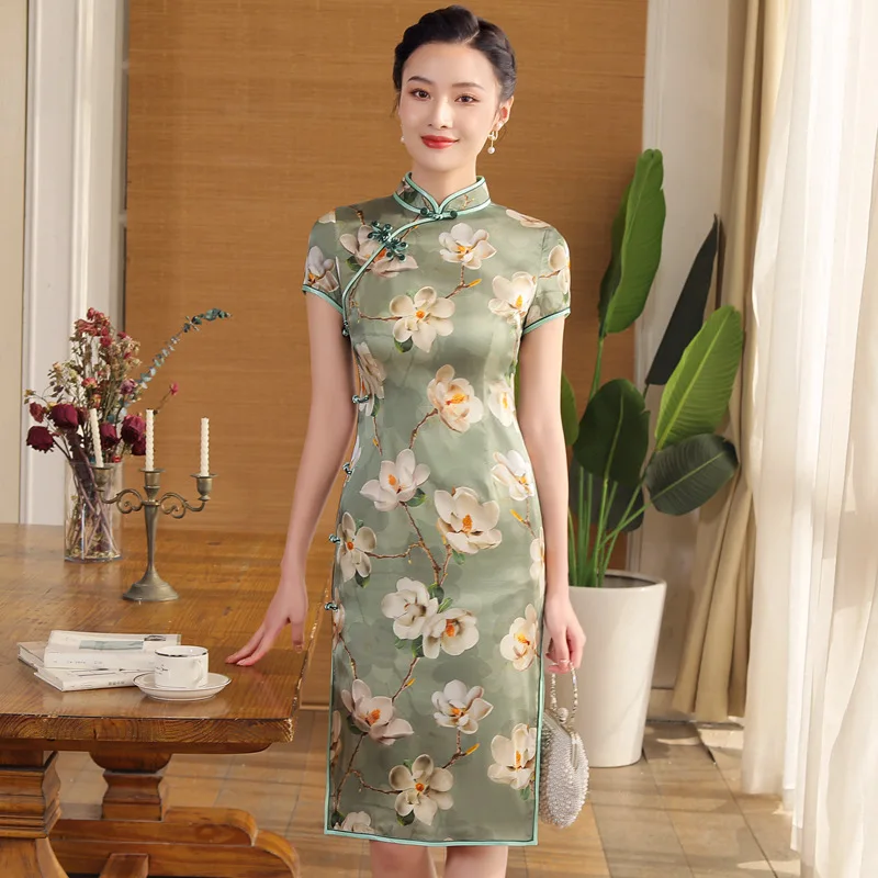 Женское платье Cheongsam Qipao летнее подиумное улучшенное зеленое с