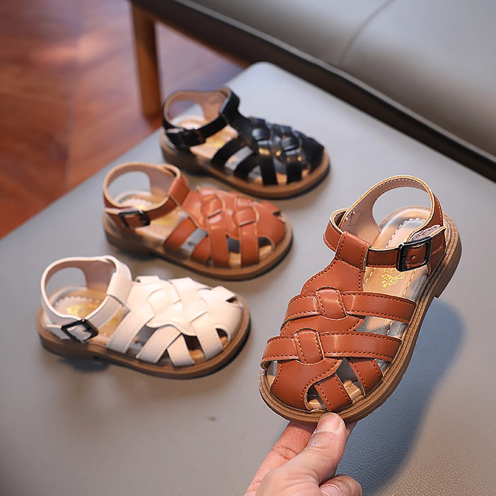 

Сандалии детские из мягкой кожи, в римском стиле, для маленьких детей, летняя Нескользящая пляжная обувь для девочек и мальчиков