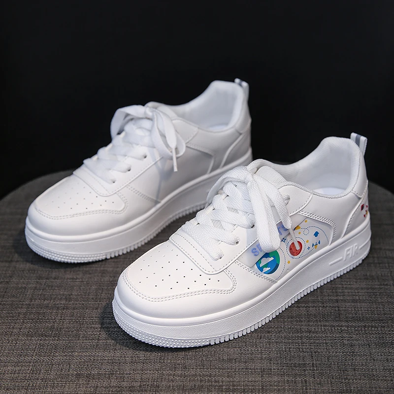 

White Large Size Sneakers Women'sVulcanize Shoes Sports Sneakers Summer Shoes For Faux Fur Boots Men Sports Casual Shoe35-40