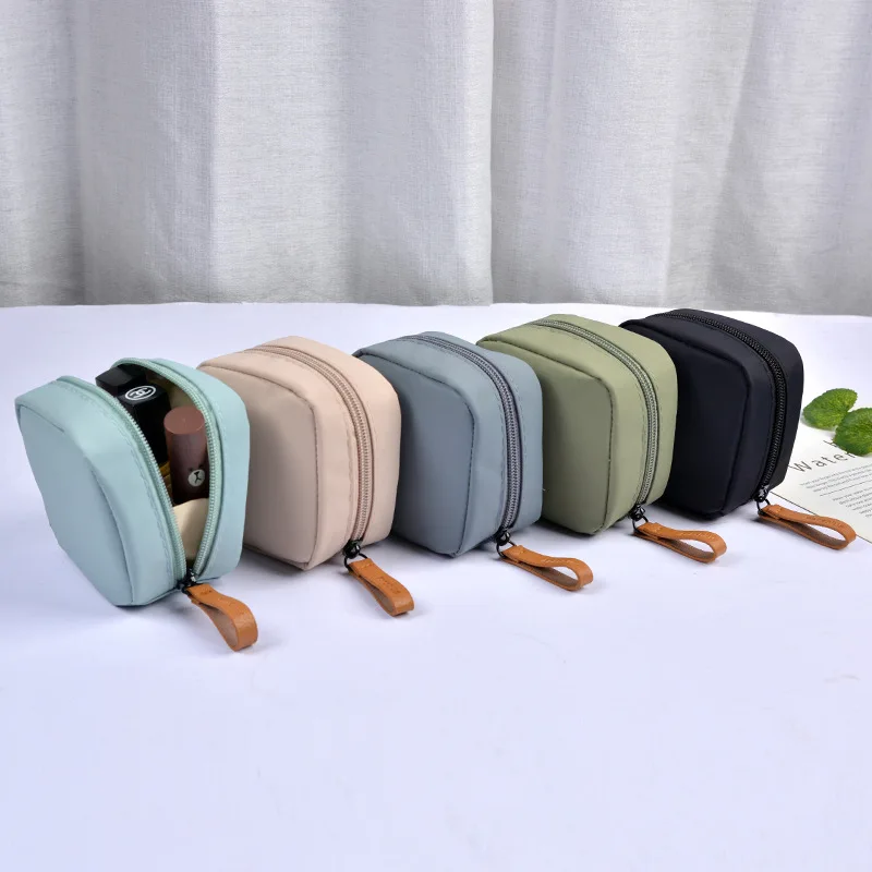 

2023 New Popular Portable Cosmetic Bag For Women Travel Makeup Brushes Bag Lipstick Storage Bag Beauty Case Waterproof Wash Kit