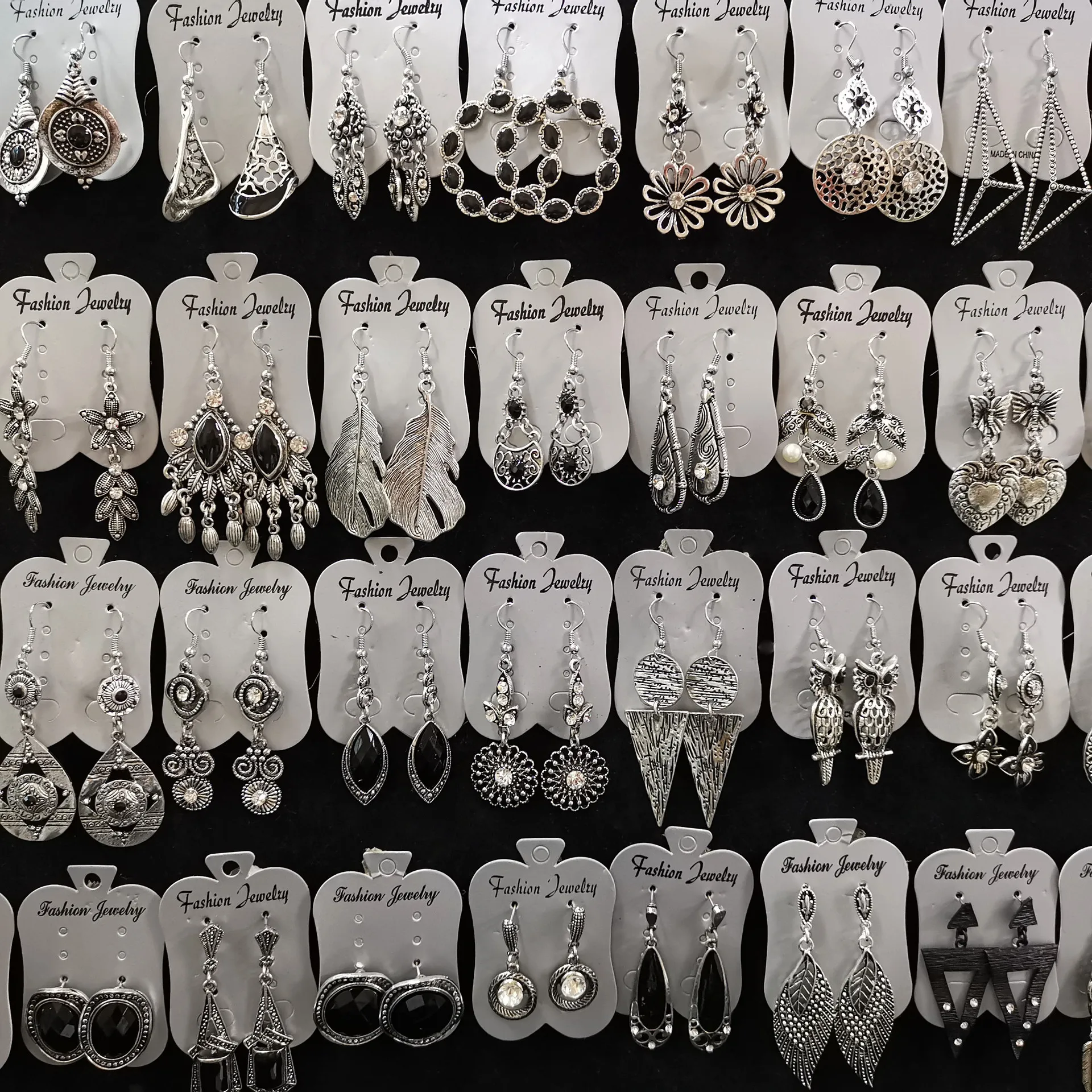 

Винтажные висячие серьги-подвески с крючком, антикварные серебряные серьги для женщин, ретро этнические полые украшения, подарки вечерние, ...