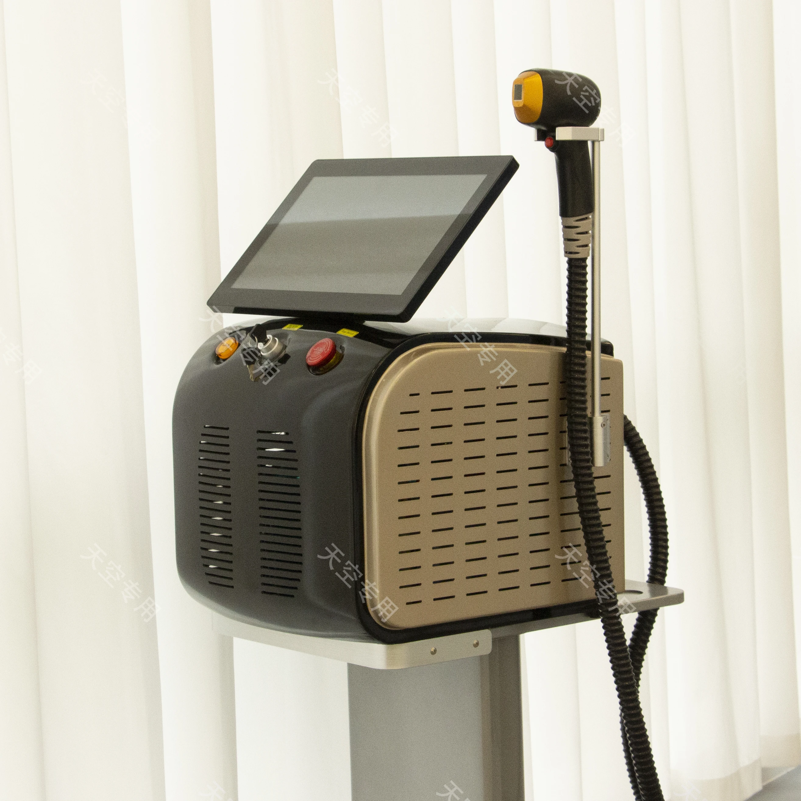 Новейший диодный лазер 2024 профессиональный прибор для удаления волос с тремя