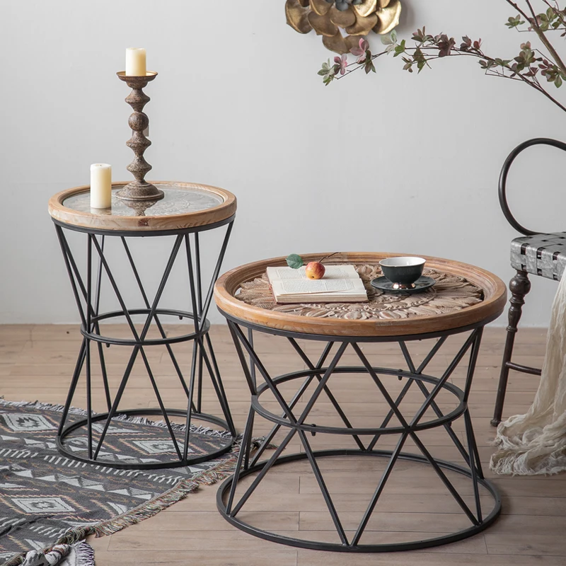 

Американская стеклянная поверхность винтажный дизайн гравировки Диванный боковой столик Железный маленький столик для балкона журнальны...