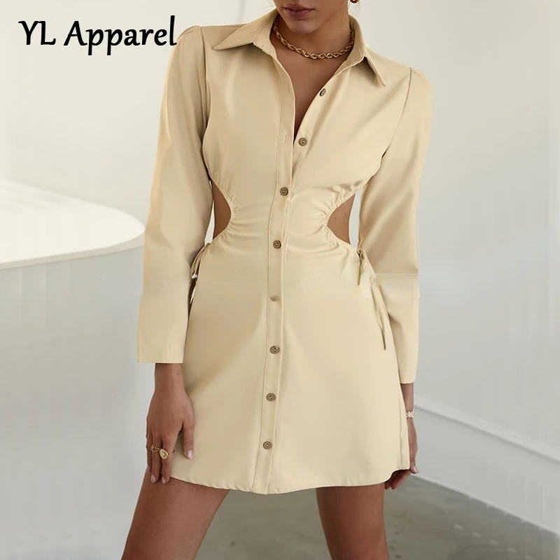 

Платье-мини абрикосовое однобортное с высокой талией, открытой спиной и длинным рукавом