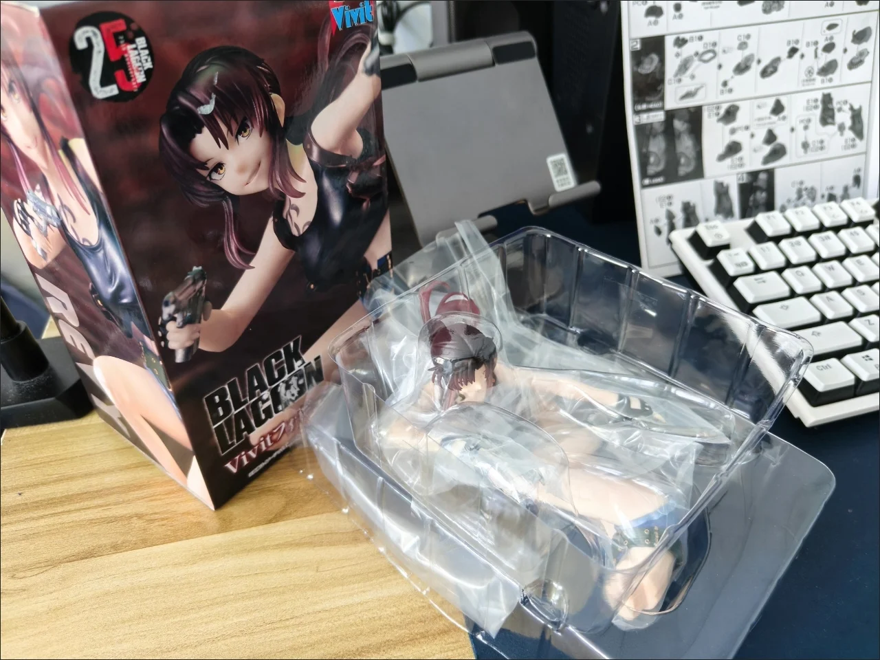 В наличии: Фигурка Revy из Black Lagoon к 25-летию, 16 см, ПВХ, аниме-фигурка, статуэтка, коллекционная модель, подарки, игрушки (art.: 3920dc772ef8f) - 3920dc772ef8f