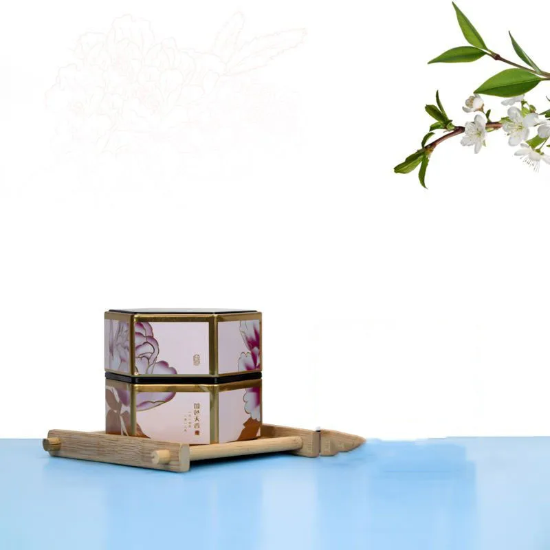 

Металлическая чайная банка