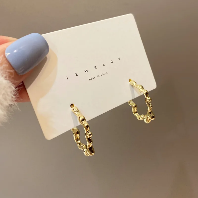 

Fashion Irregular Gold Color Metal Stud Earrings for Women Trendy Personality Girl Party Birthday Jewelry Earrings Gift