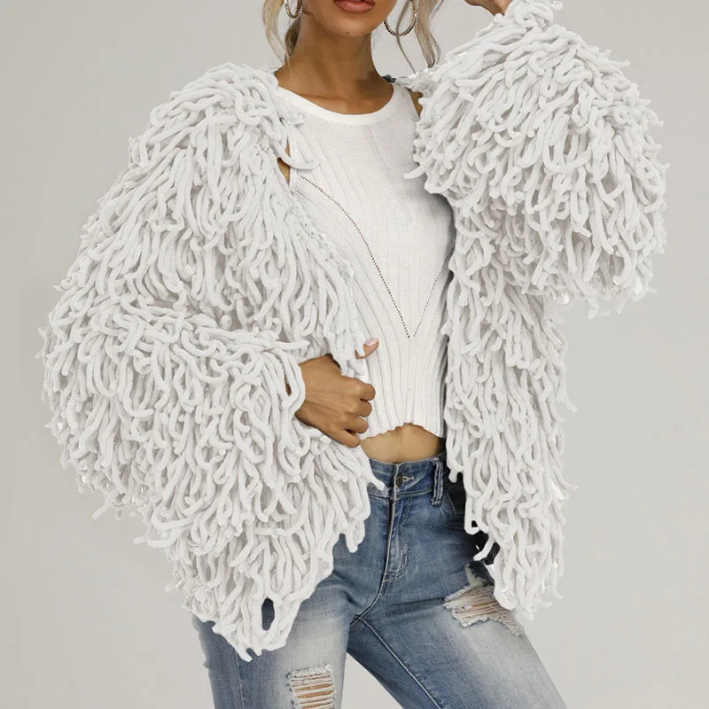 Рисунок 4 - Женский шерстяной свитер с имитацией