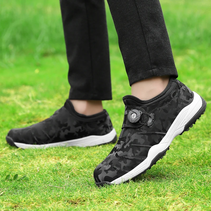 35-47 Golf Shoes Men Women Comfortable Non Slip Walking Sneakers Spikeless Golf Shoes Training Sneakers Plus Isize