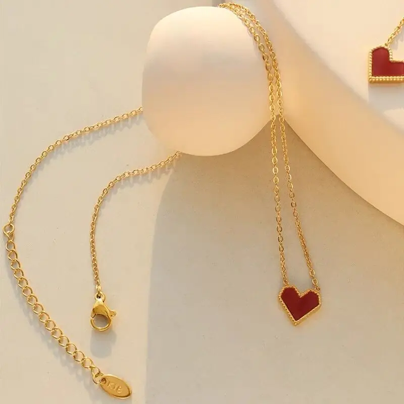 

Explosions Titanium Steel French Luxury Acrylic Red Love Necklace Wholesale Female Niche Clavicle Chain Jewelry for Women