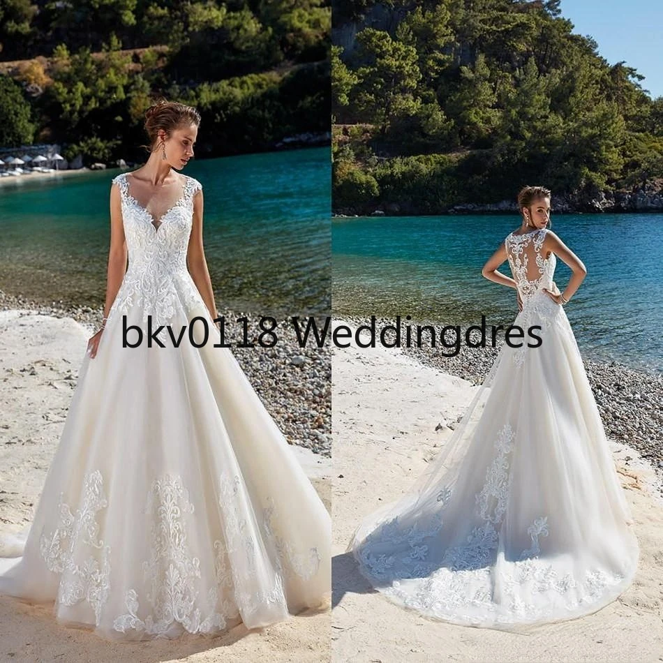 

Boho Beach Bohemian Wedding Dresses Lace Applique Sheer Jewel Neck Illusion Back Wedding Dress Bridal Gowns vestidos de novia