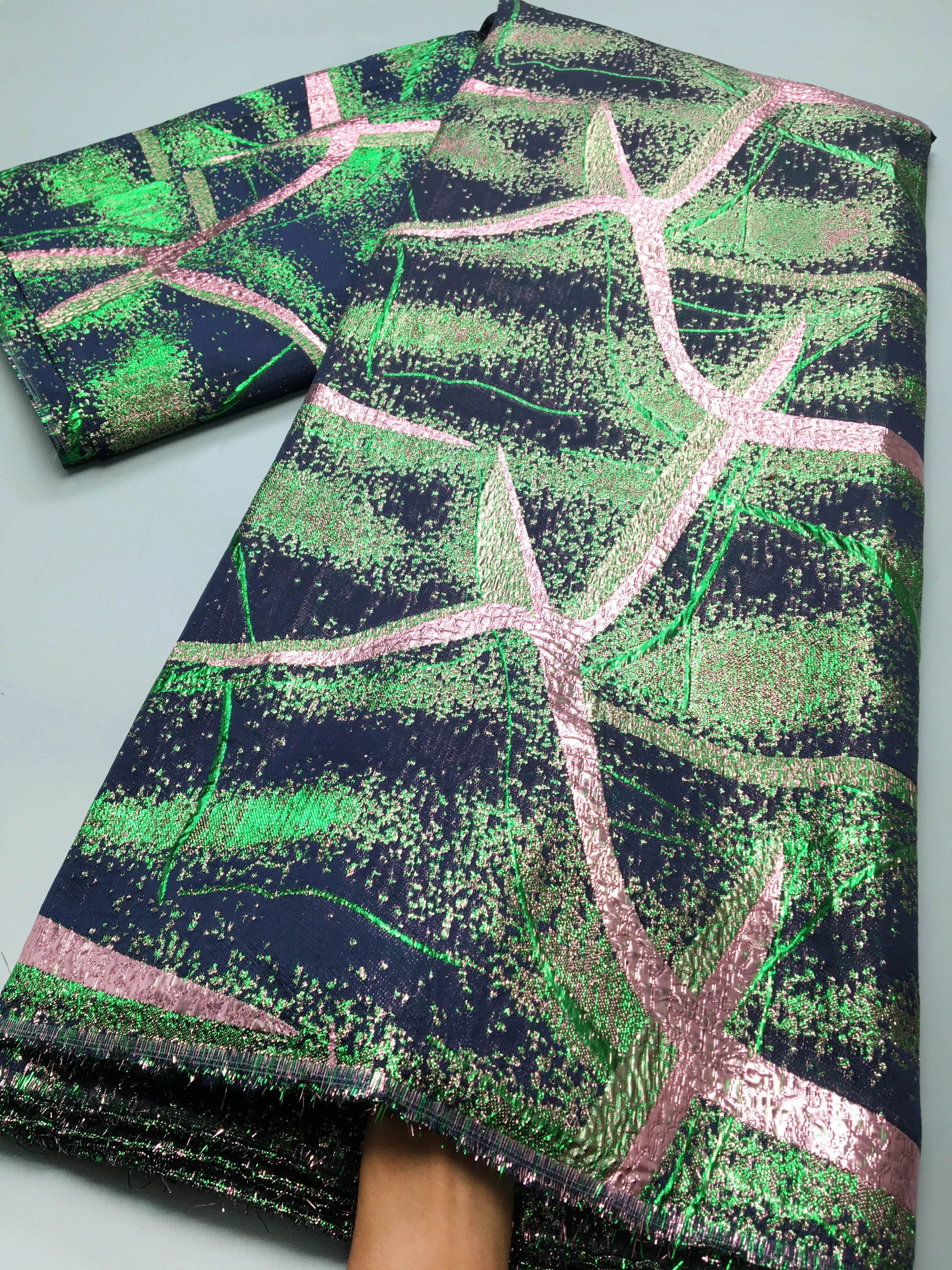 Нигерийское золотое кружево 2 5 ярда