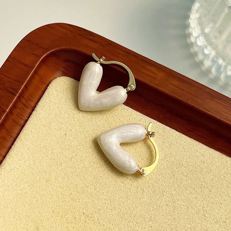 Popular Fashion Love Earrings Cute Style Heart-Shaped Earrings Simple Temperament Birthday Gift To Women's Fine Jewelry