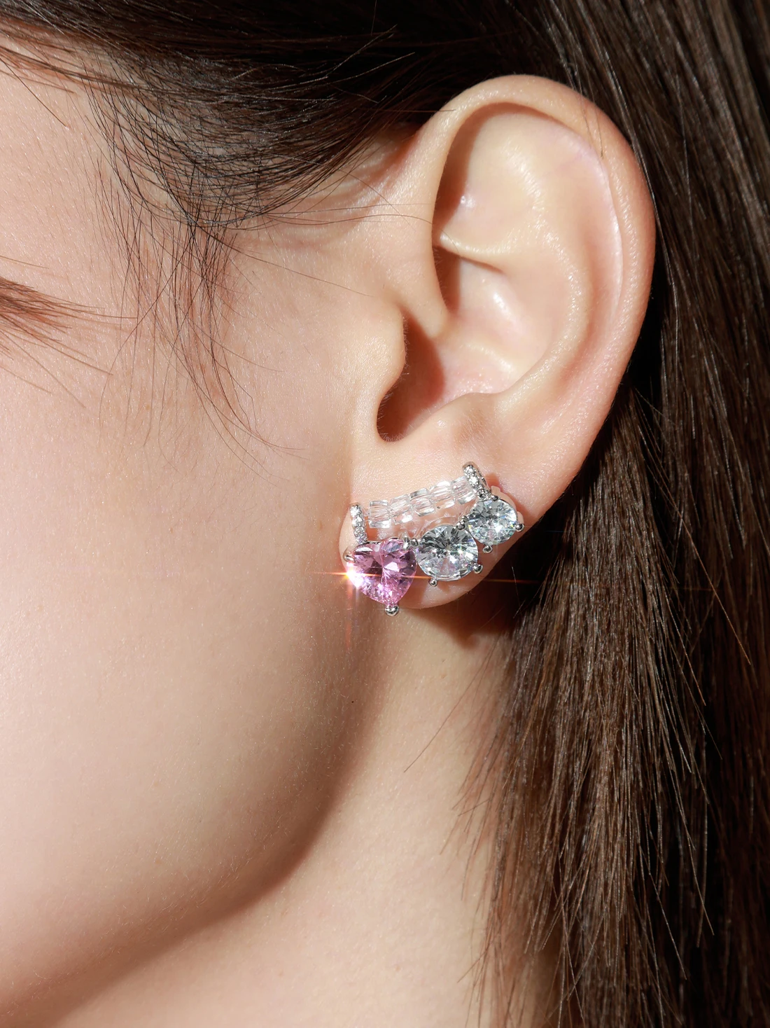 

Серьги LONDANY, изысканные серьги-гвоздики в форме сердца с кристаллами