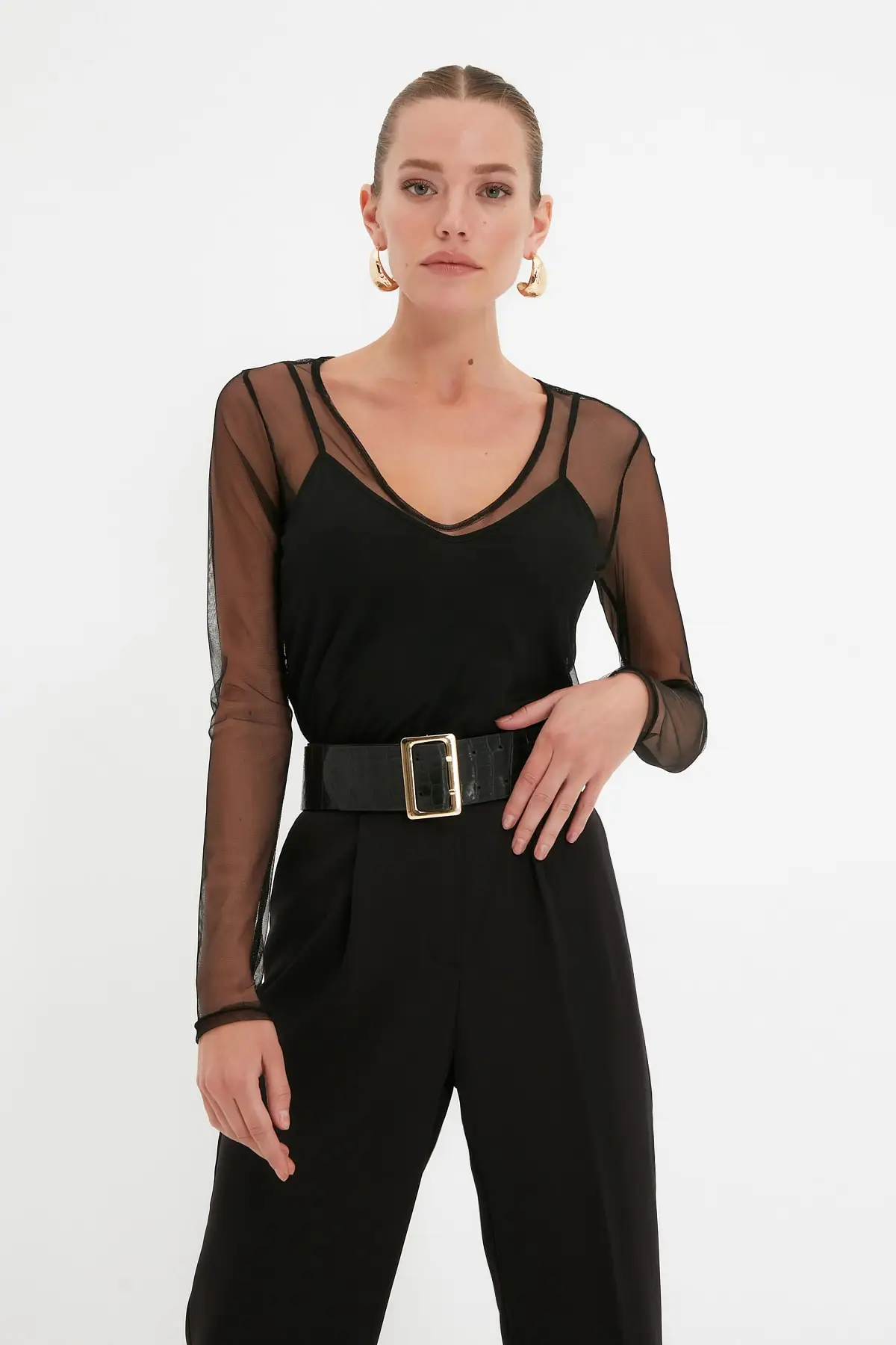 

Trendyol Тюль детальное тело TPRAW22BD0121
