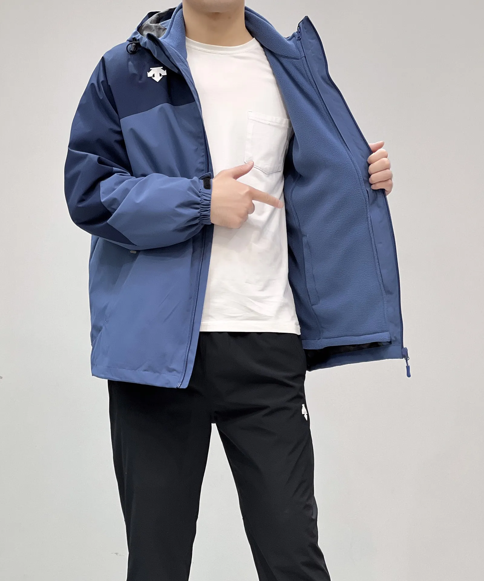 DESCENTE Модные повседневные куртки