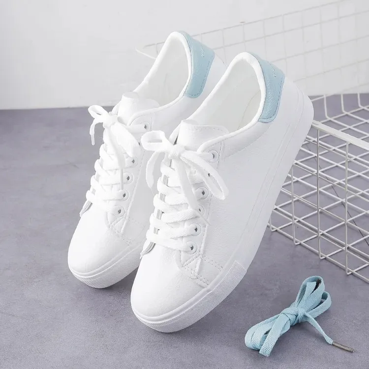 New Casual Ladies Leather Shoes Flat Ladies Vulcanized Shoes Comfortable All-match Women's Sneakers White Shoes Zapatillas Mujer