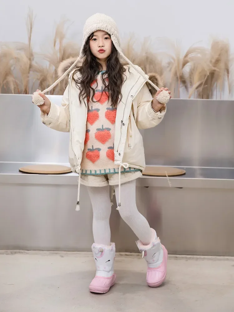 Рисунок 4 - Зимние ботинки для девочек с единорогом