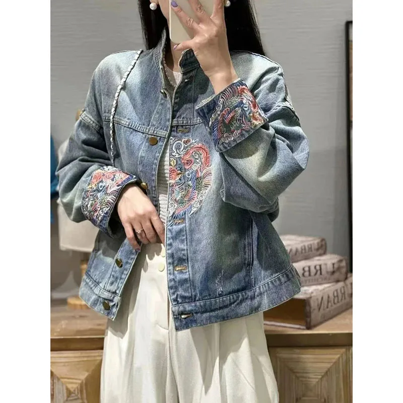 Куртка женская джинсовая с вышивкой весна-осень 2024