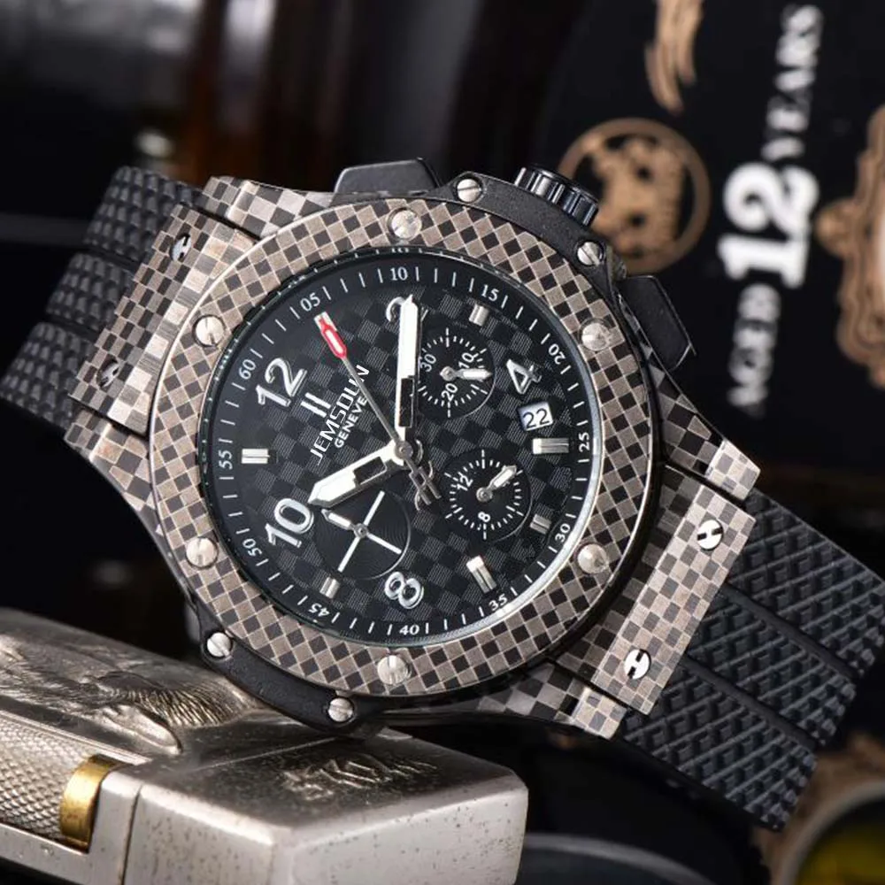 

Мужские водонепроницаемые кварцевые часы с хронографом и автоматической датой