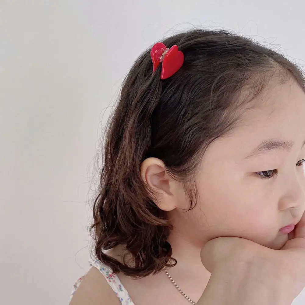 

Eye-catching Hair Clip Vibrant Color Smooth Women Heart Hair Clip Hair Styling Ornament High Strength Hair Barrette for Girl