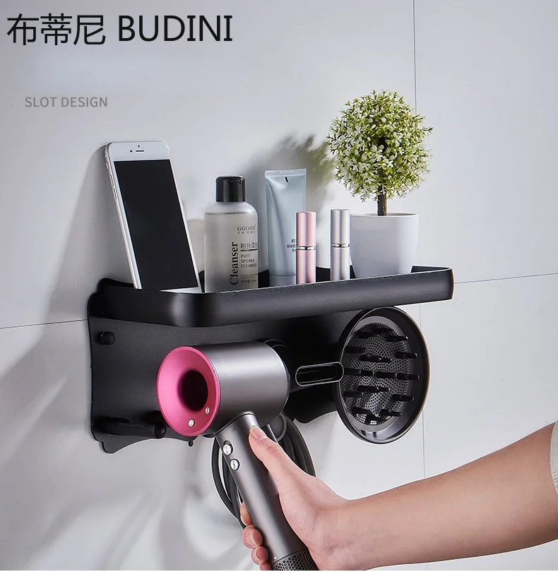 Настенный держатель для сушилки и бигуди черного золотого цвета |