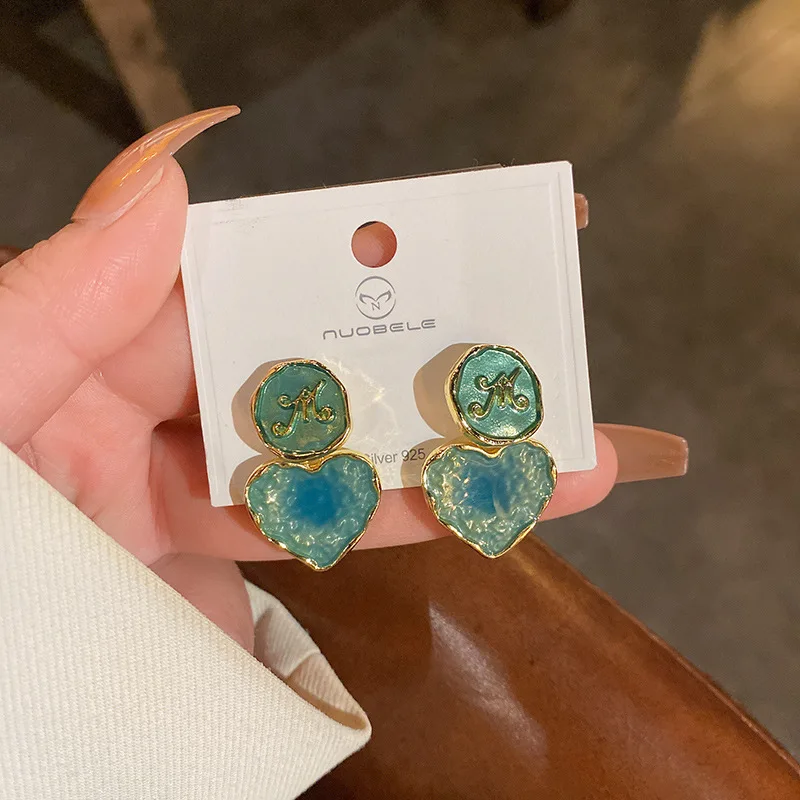 

New Vintage Blue Enamel Heart Letter Dangle Earrings For Women 2022 Fashion Jewelry Temperament Oorbellen Brincos Feminino