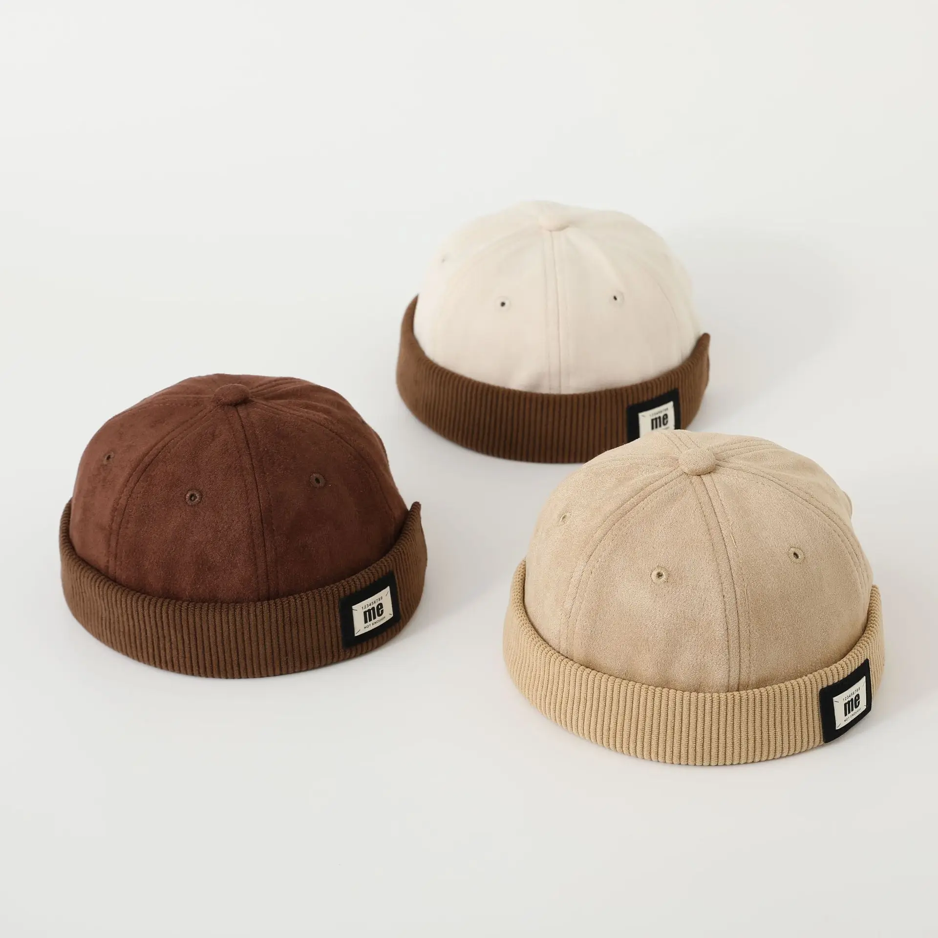 Шапка без козырька для мальчиков демисезонная 2024