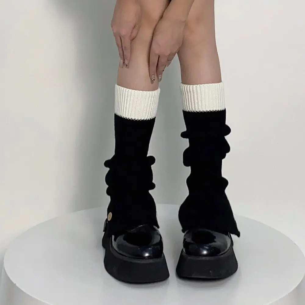 

Вязаные шерстяные носки контрастных цветов, подходящие ко всему, с тонкими пуговицами