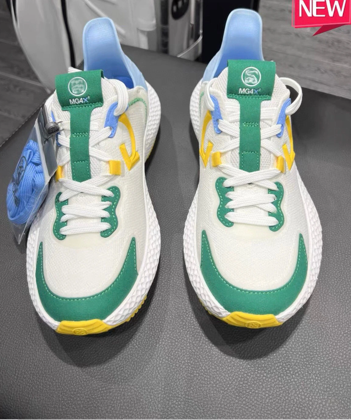 【 Hot Selling 】 23 Years of Golf Shoes Women's Rubber Shock Absorbing Fixing Studs Fashion Color Matching Versatile Trend Sports