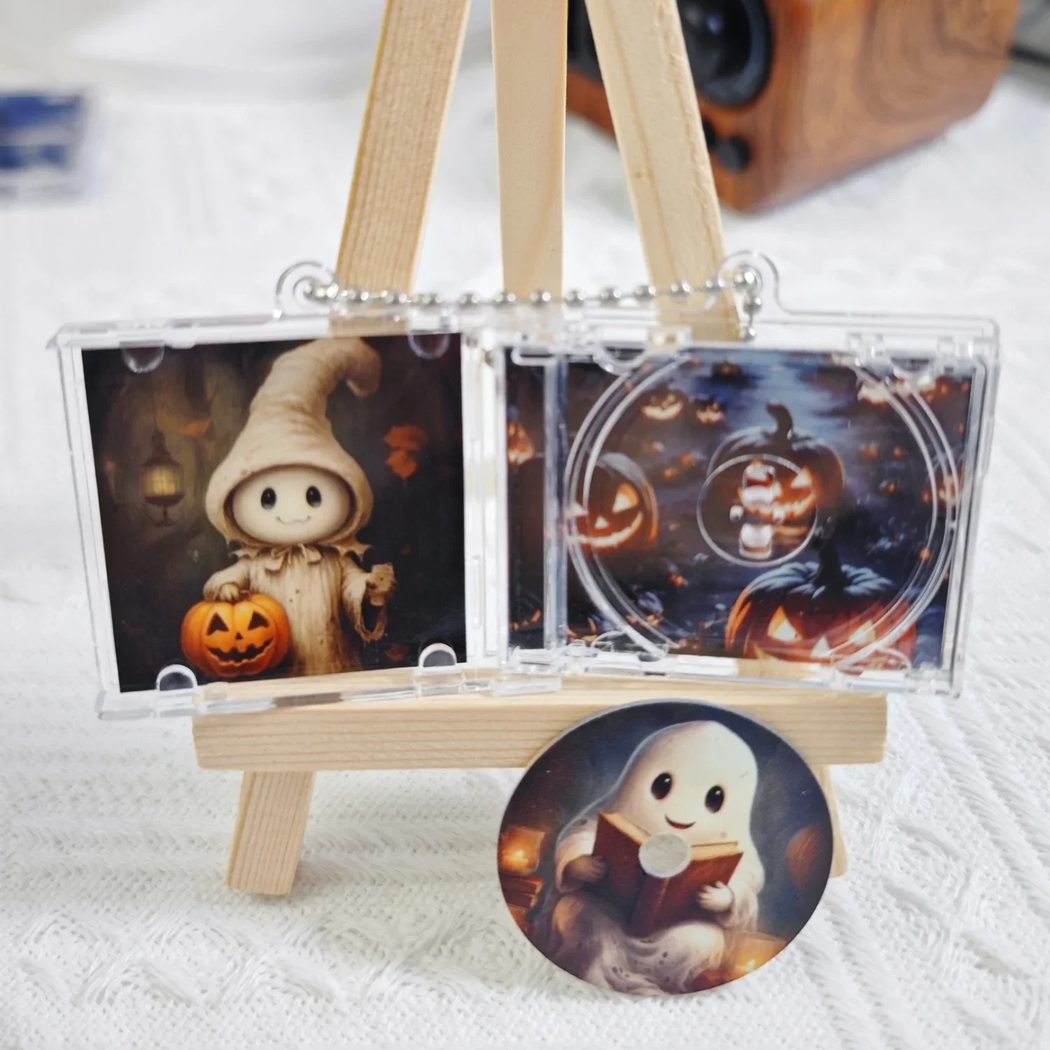 Музыка жуткого сезона: изготовленный на заказ мини-брелок с компакт-диском NFC для